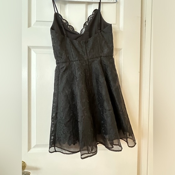 Keepsake dress in black lace - size Small - Picture 2 of 6